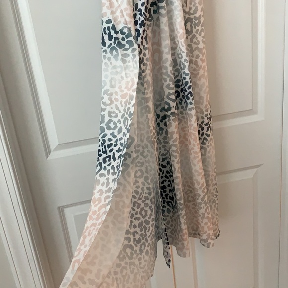 Flowy Maxi Dress Baby Shower Summer Sundress V Neck Smocked Leopard Long Small - Picture 8 of 12